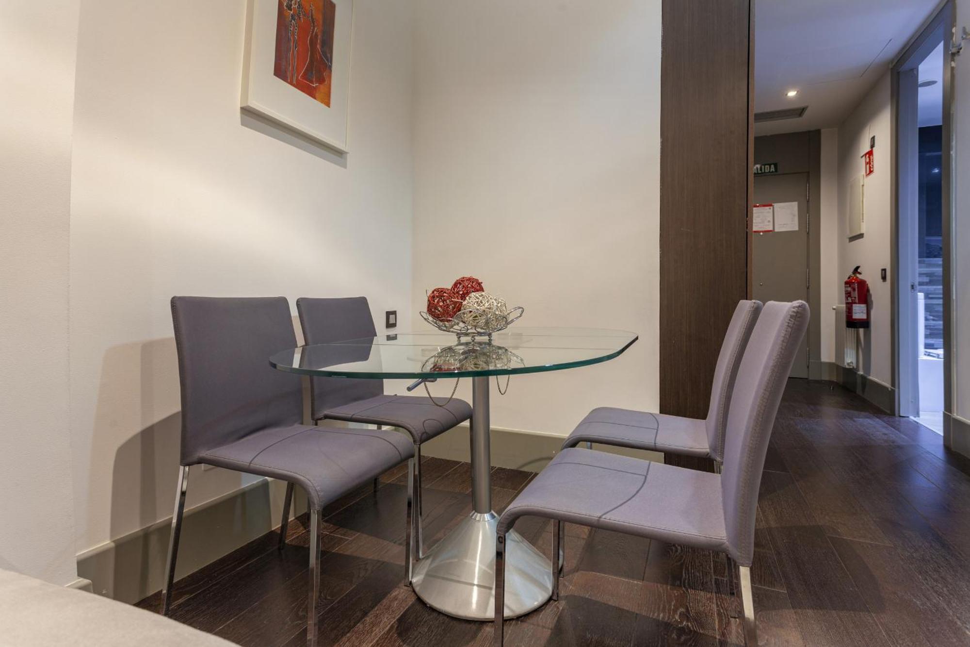 Apartamento Cibeles Studio En Мадрид Экстерьер фото