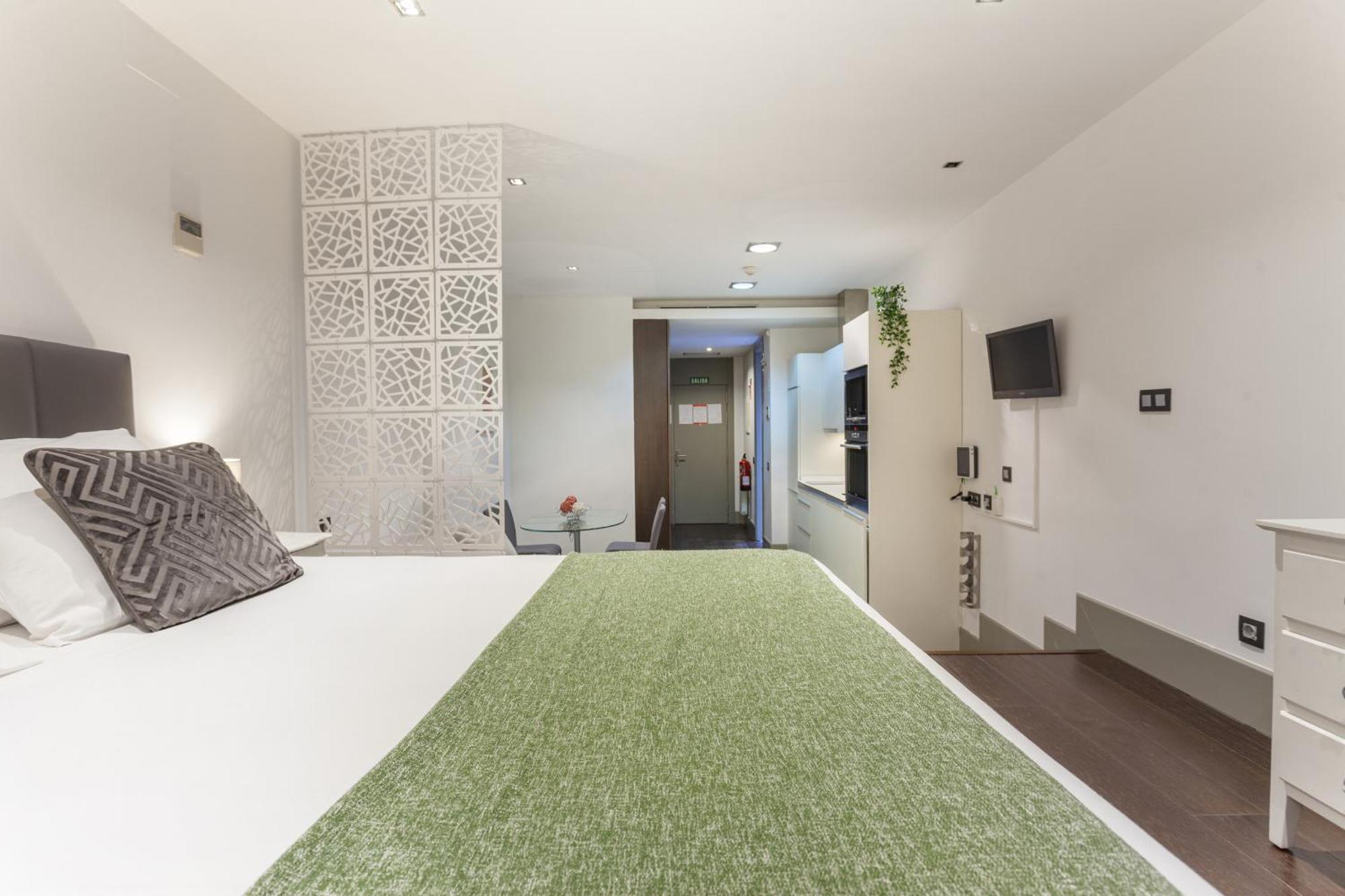 Apartamento Cibeles Studio En Мадрид Экстерьер фото